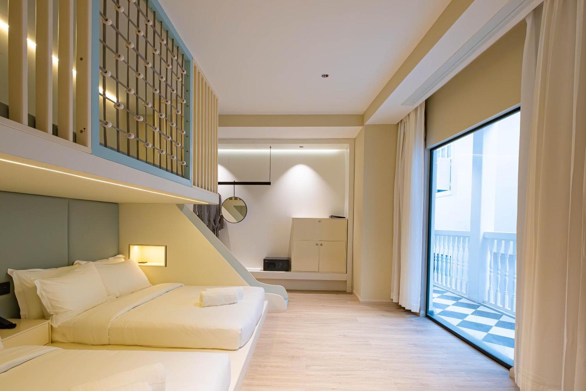 Rest Collection Redhouse