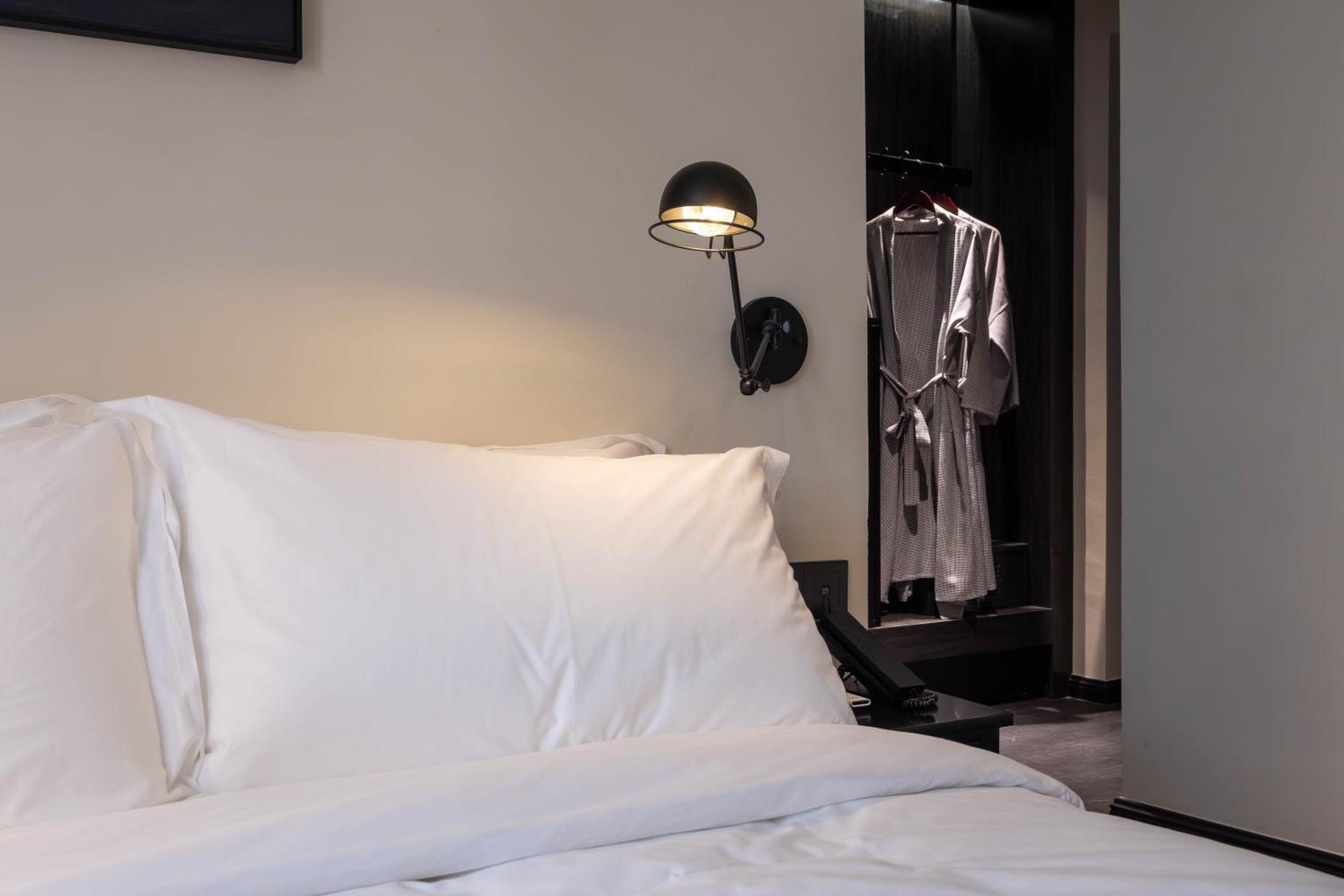 Rest Collection Redhouse Hotel 4*